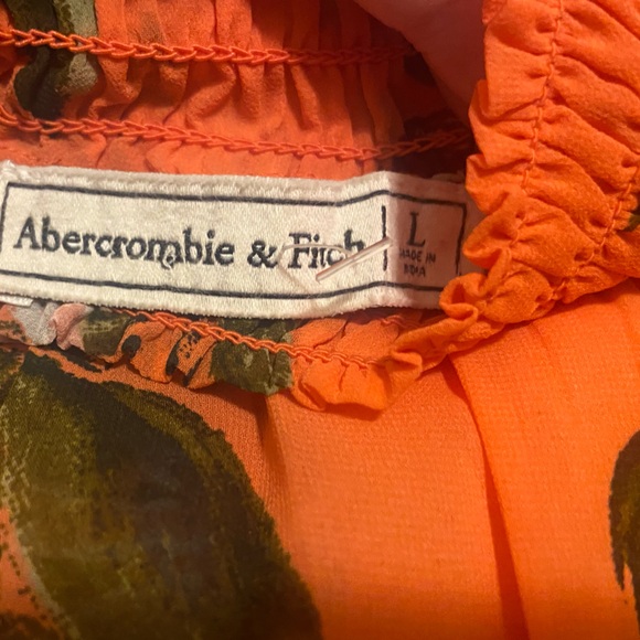 Abercrombie & Fitch Chiffon High Neck Smocked Floral Top L - Picture 5 of 7